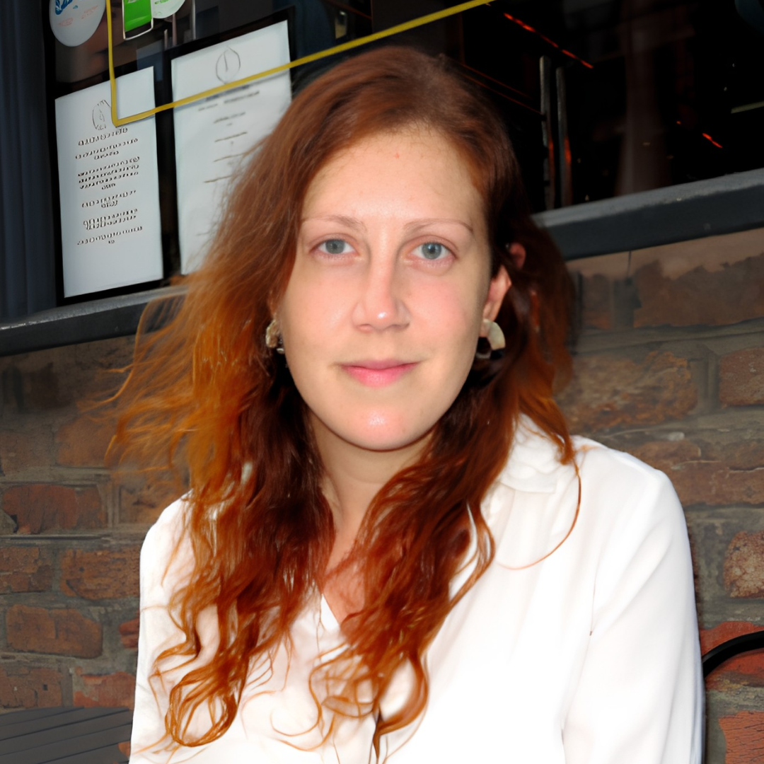 Emma Joanne Solomon, Consultant (she/her)
